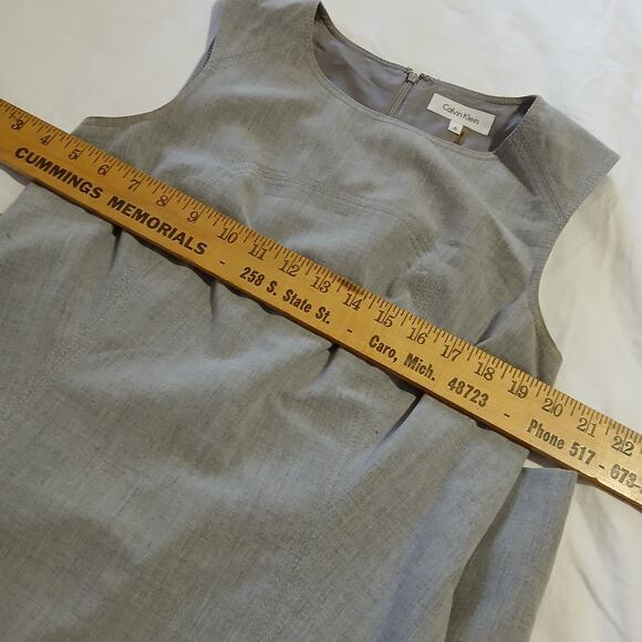 Calvin Klein size 6 sleeveless sheath in dove grey kick pleat classic design - Picture 8 of 14